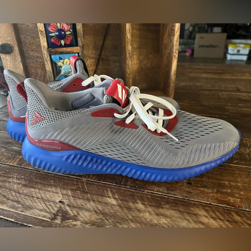Adidas alphabounce men’s 13 gray blue red running shoes